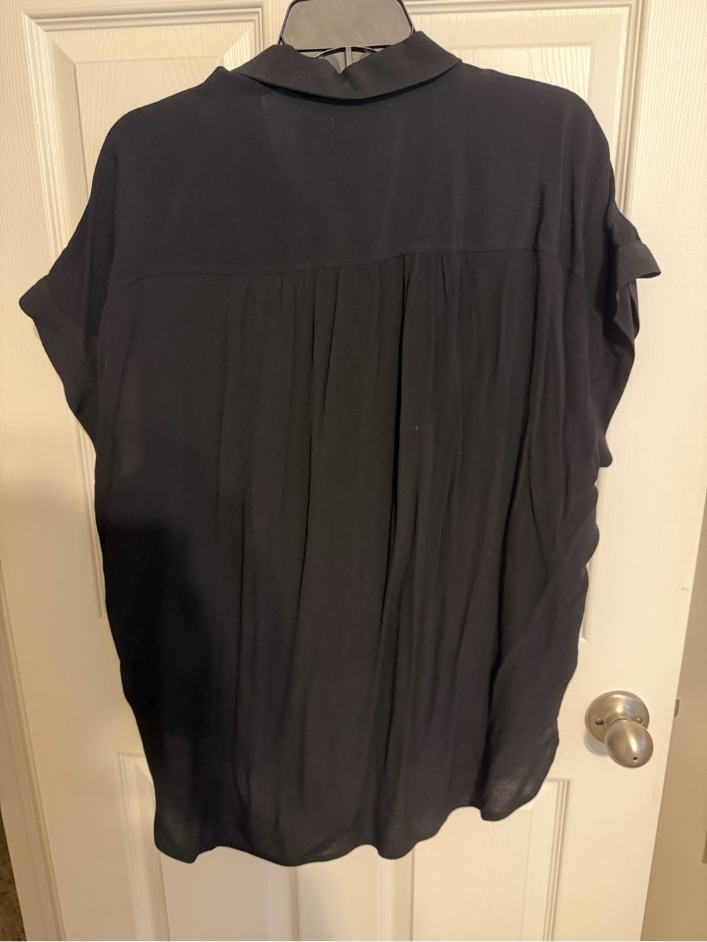 Madewell Black Short-Sleeve Button-Down Shirt - Picture 2 of 2